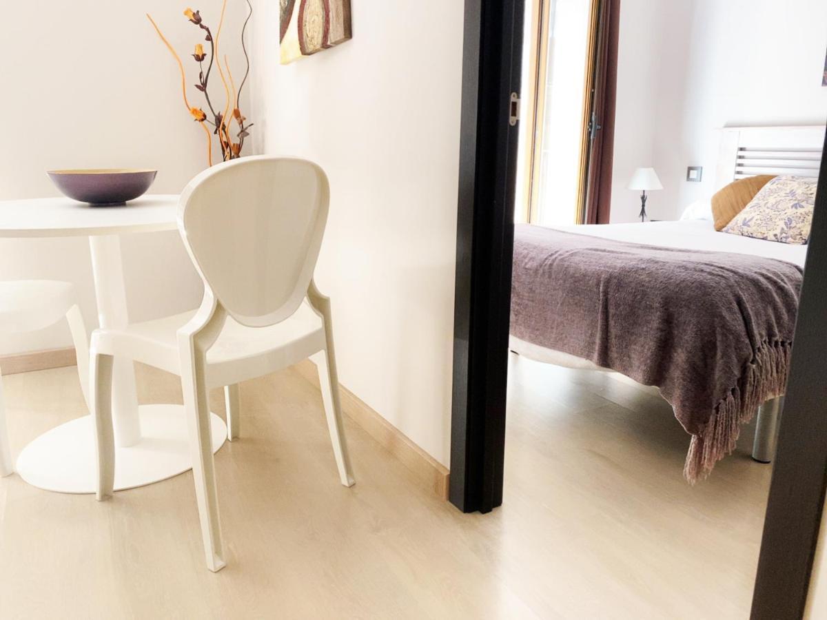 Apartamentos Lorione Olite Eksteriør billede