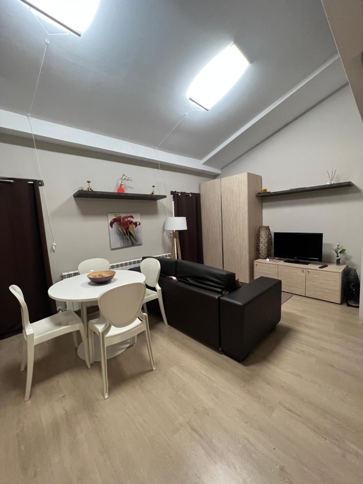 Apartamentos Lorione Olite Eksteriør billede